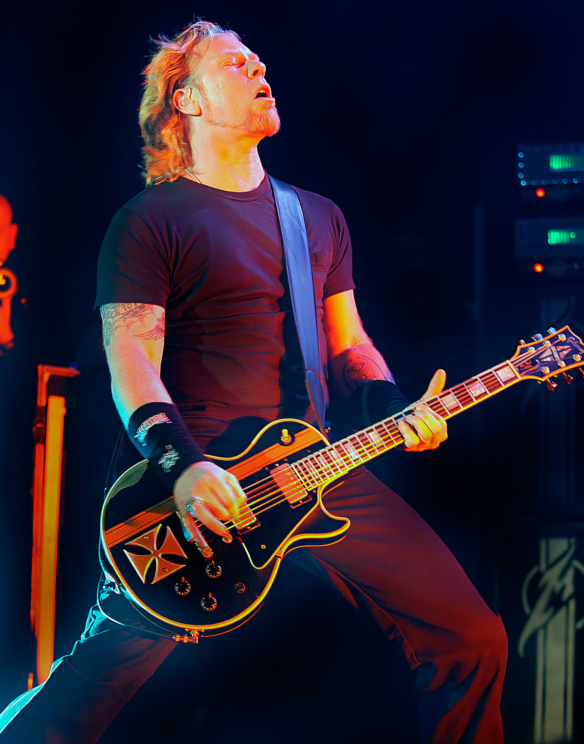 James Hetfield of Metallica —  Hard Rock Hotel, Las Vegas NV,  New Years Eve, 2003
